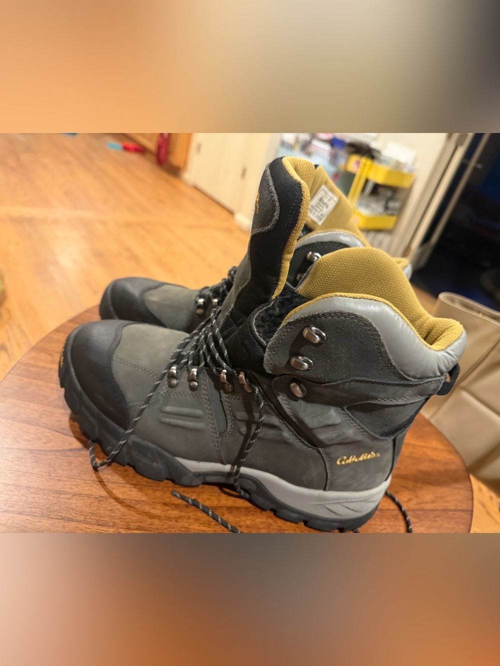 Cabela's Men's Grey and Olive Suede Hiking Boots